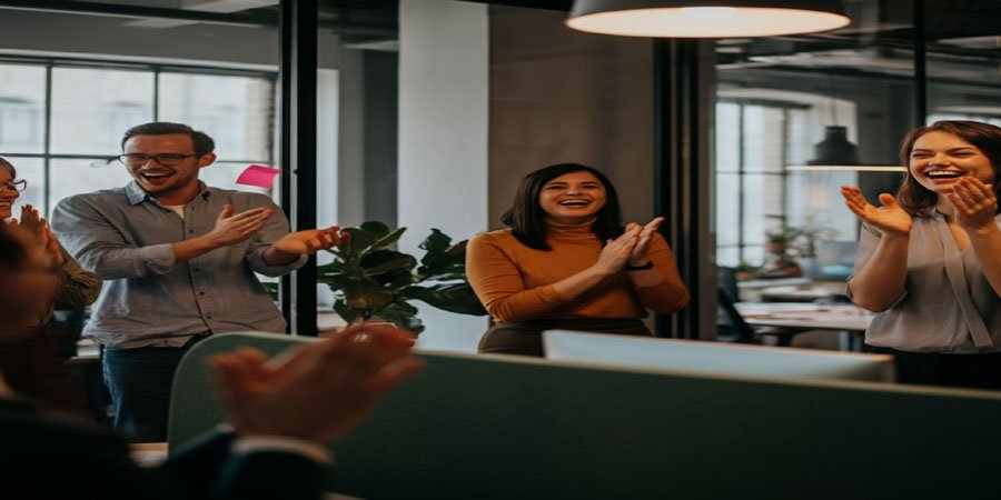 10 Sales Team Building Activities for the Workplace